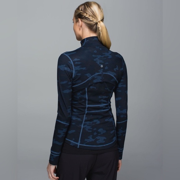 Lululemon | Define Jacket | Heathered Lotus Camo Oil Slick Blue | Sz 6 | EUC - Picture 3 of 8